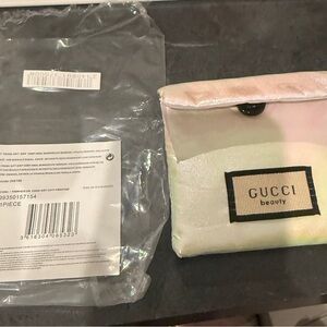Gucci Beauty Iridescent Pouch with White Heart Mirror